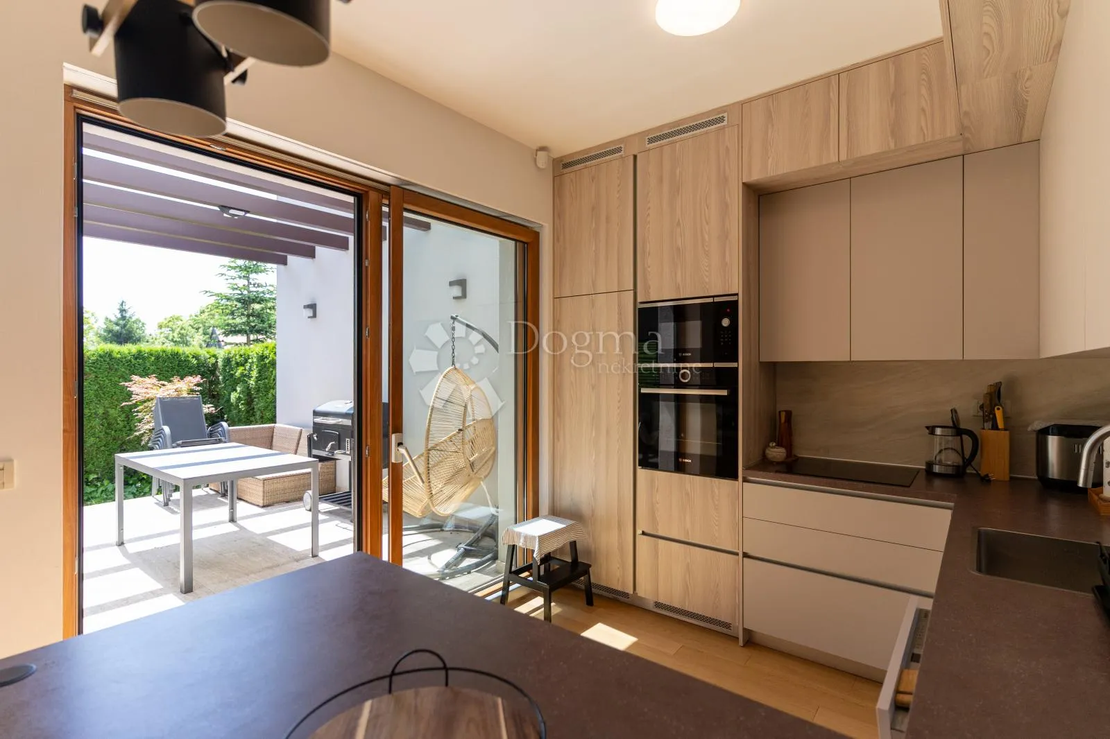 mlinovi - moderna obiteljska kuća 213 m² s vrtom i panoramskom krovnom terasom - slika 12