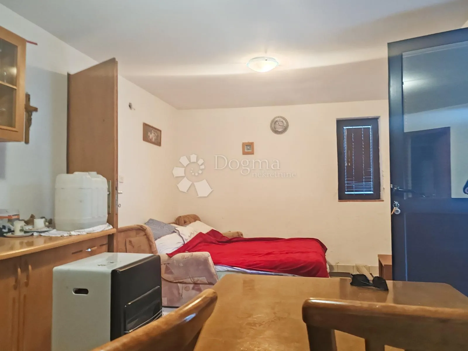 visoka prizemnica blizu mora – privatnost, komfor i pogled na more - slika 4
