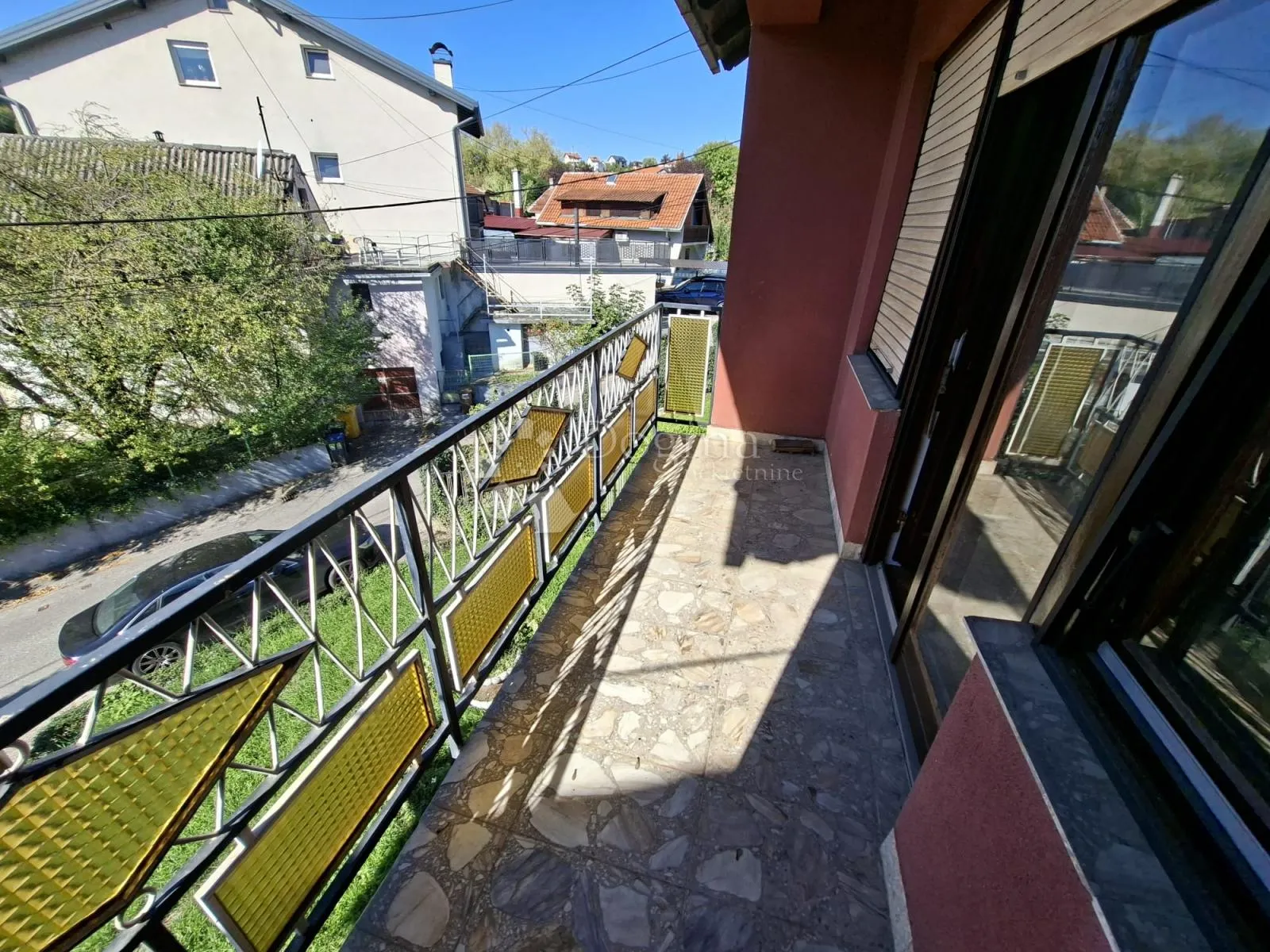 kuća 3 stana kustošija - slika 32