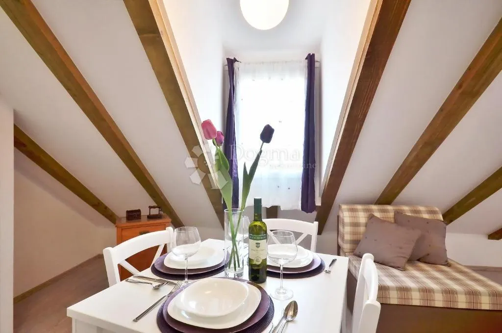 atraktivan stan s dva apartmana iza hnk-a - slika 17