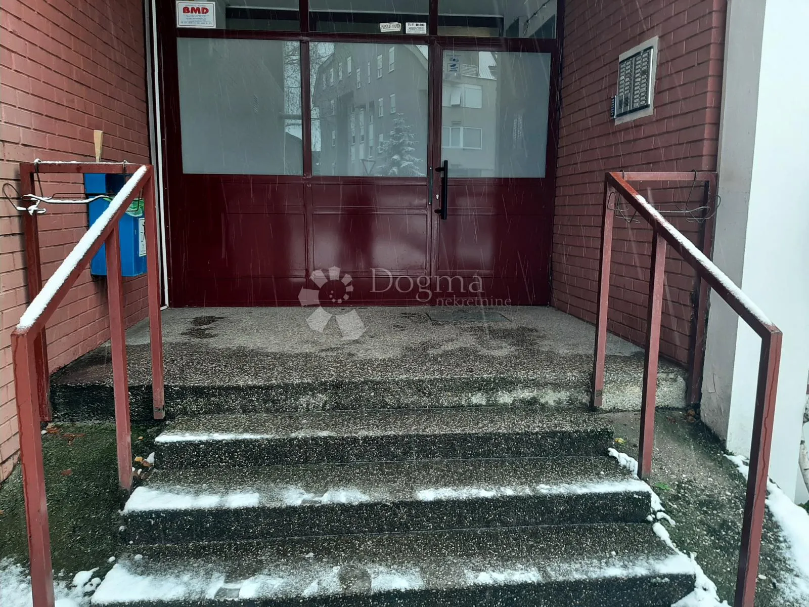 prostran trosobni stan s lođom - 76,53 m2 - selčina, sesvete - slika 23