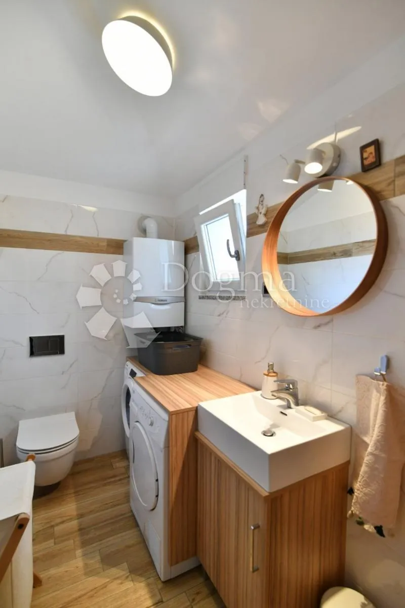 luksuzni penthouse s pogledom na more - slika 18