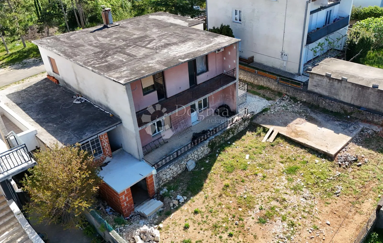 jadranovo kuća -započeta adaptacija - slika 11