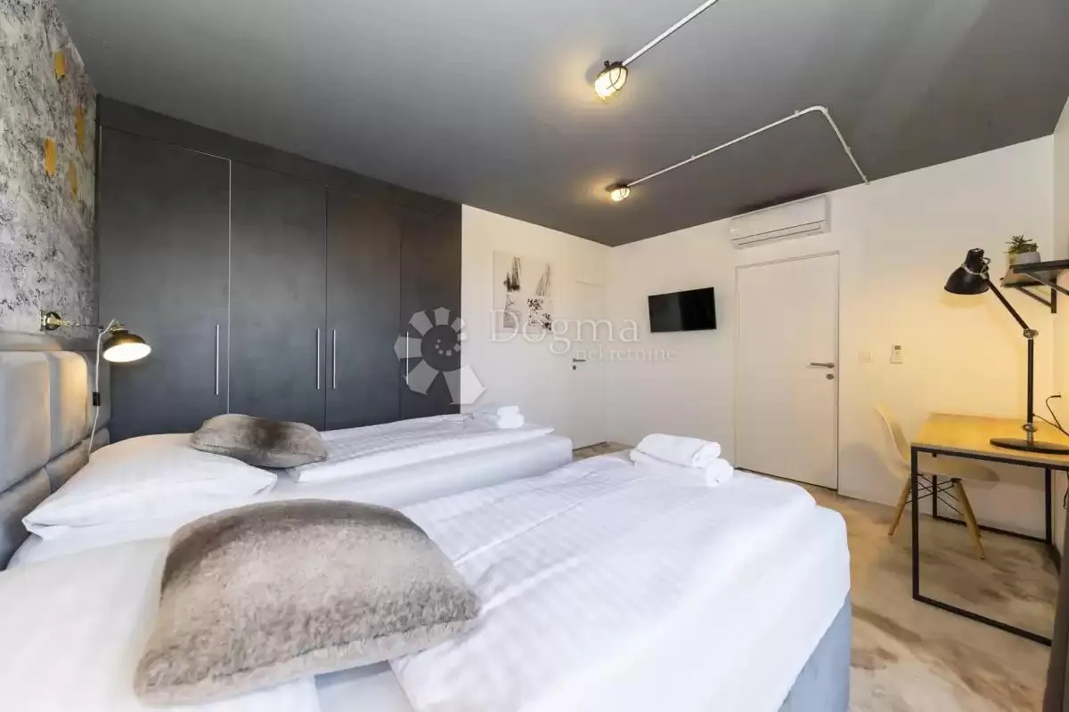 moderna villa sa bazenom- žerava - slika 26