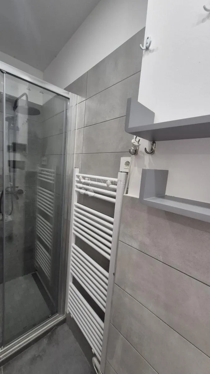dvosobni stan u centru pule površine 72,83 m2 - slika 9