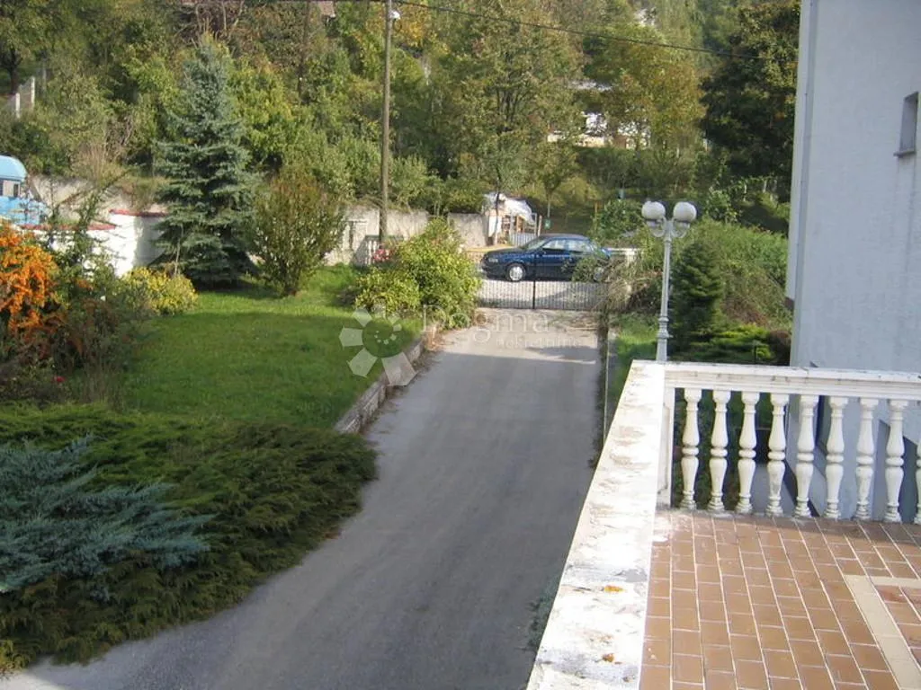 trosoban stan 76 m² s terasom 50 m² i vrtom – vugrovec - slika 14