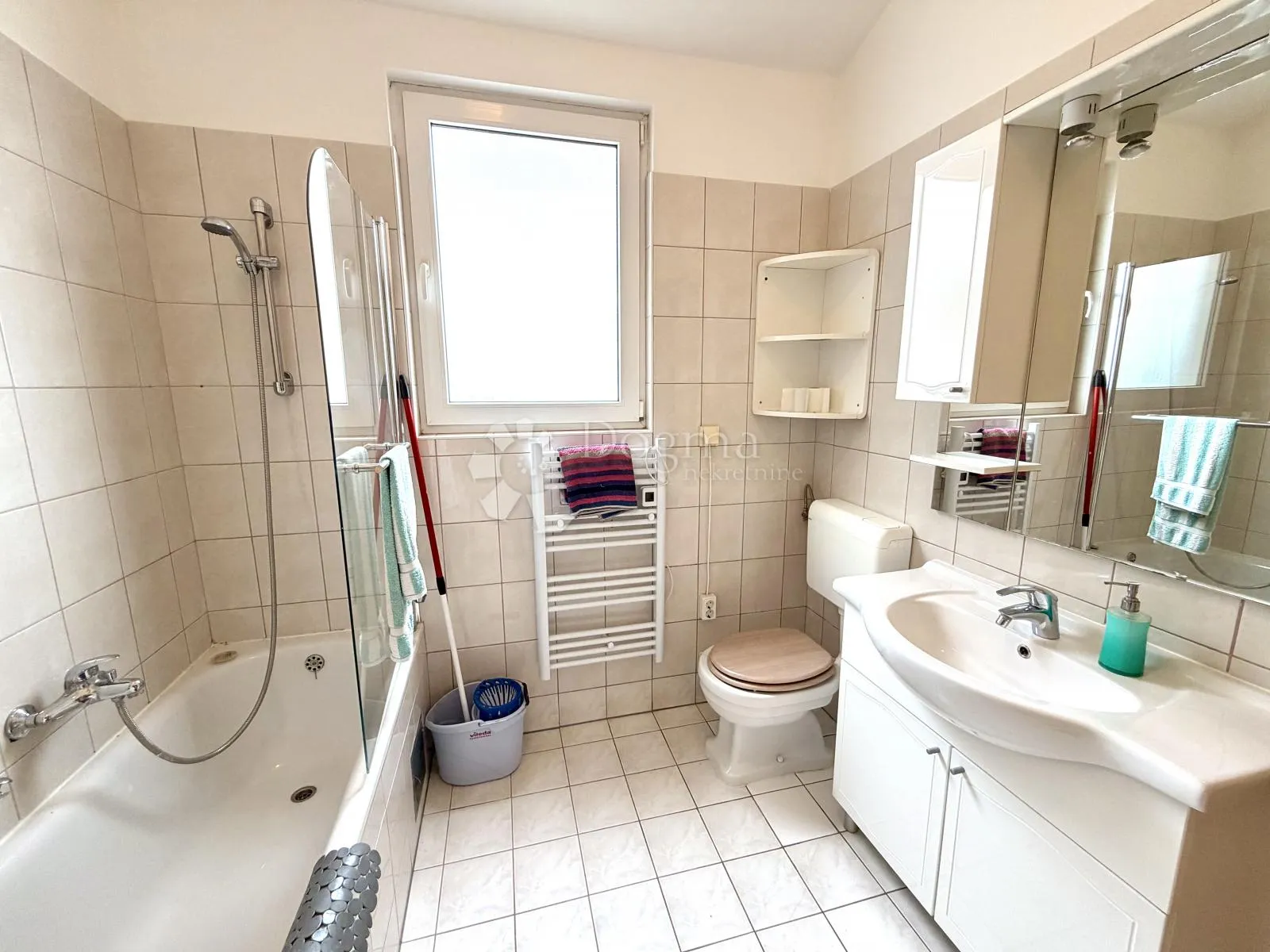 prilika!! opatija stan sa prekrasnim pogledom na more 86m2 - slika 11