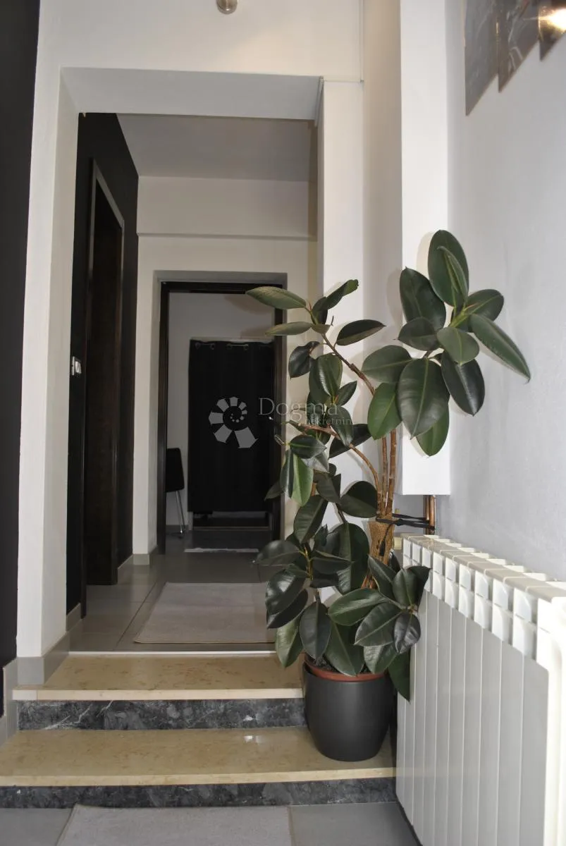 rovinj, istra – elegantan 2ss+db stan u blizini centra i mora - slika 2