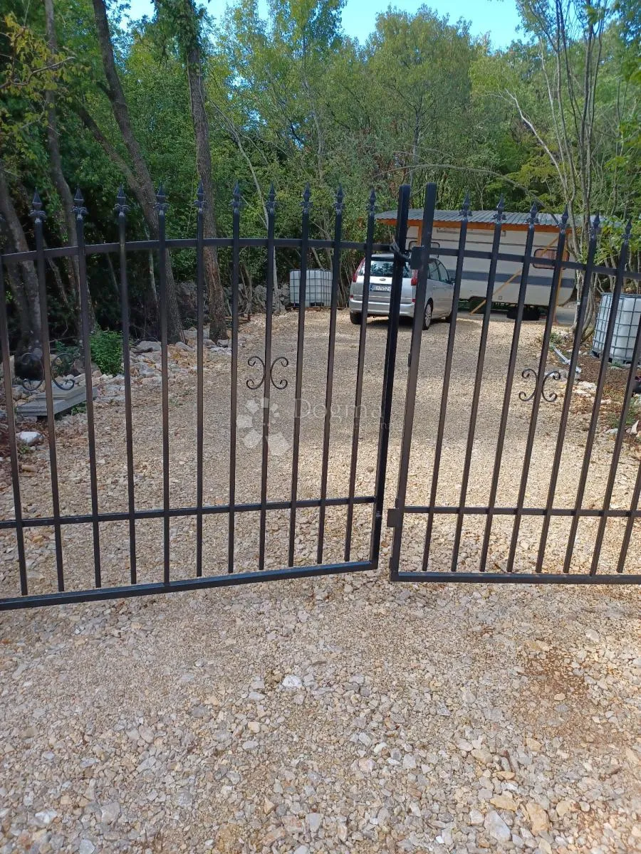 krk-dobrinj 770m2 - slika 3