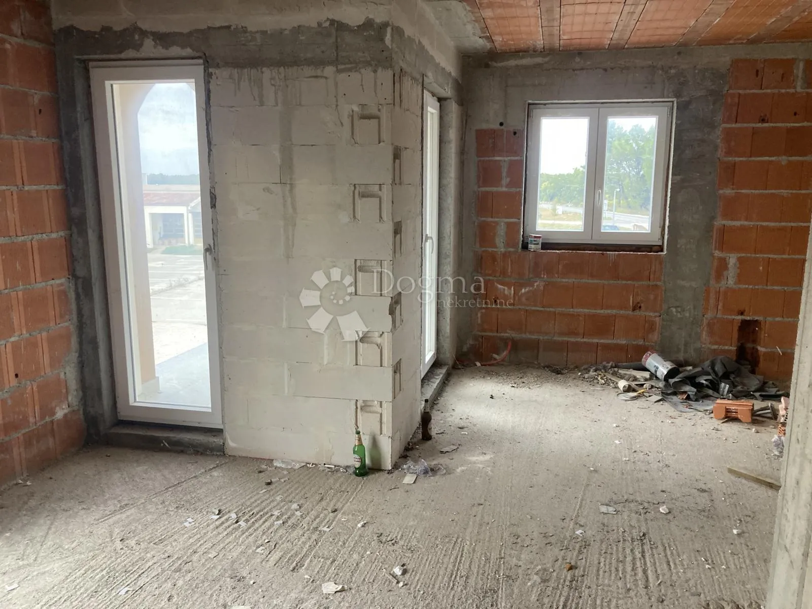lozovac – prostor za najam – 120m², mogućnost prilagodbe prema namjeni - slika 4