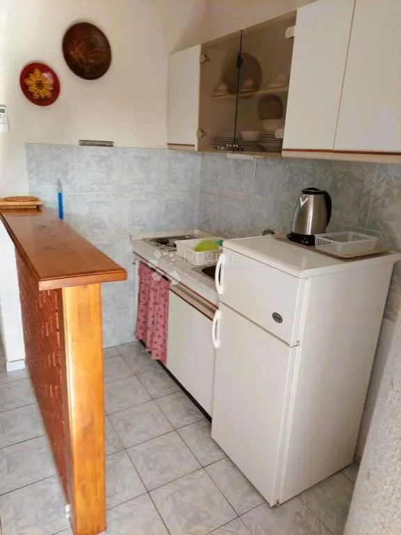 mediteranski dragulj: kuća s apartmanima i pogledom na more - slika 6