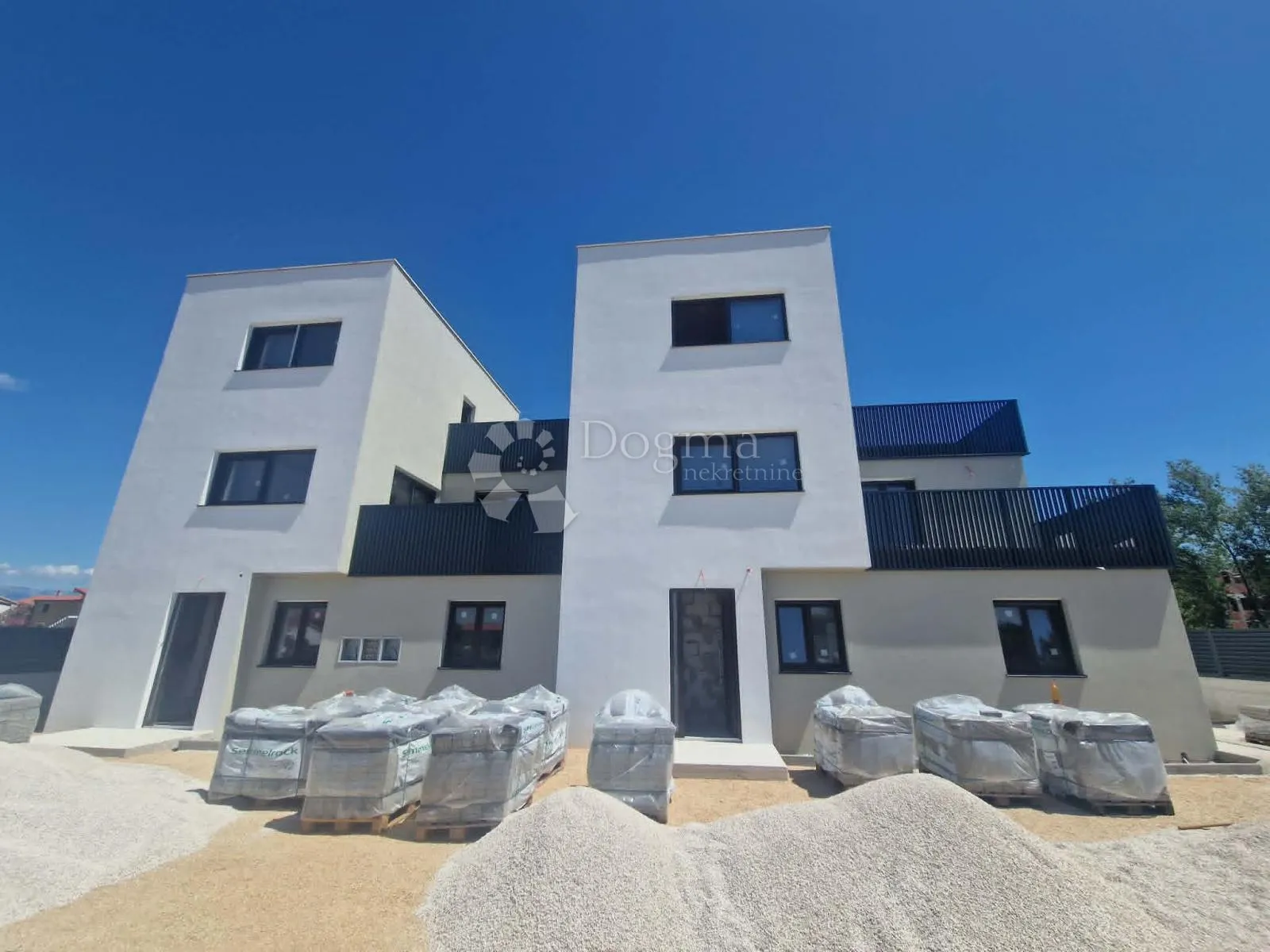 vrsi - novogradnja - stan d s krovnom terasom i jacuzzijem 98,26 m2 - slika 3