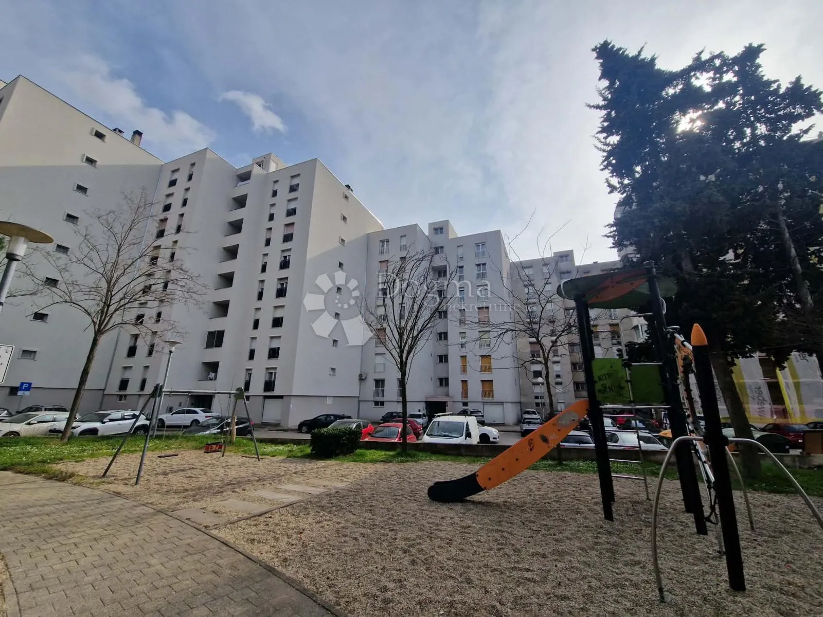 bulevar - stan 60 m2 s pogledom na more - slika 2