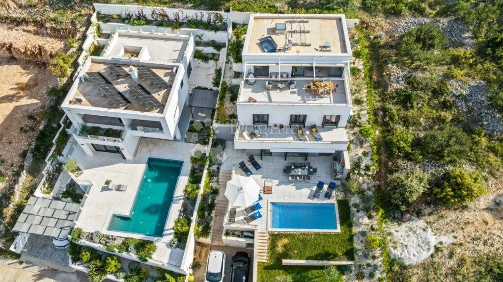rogoznica- luksuzna villa s top pogledom - slika 36