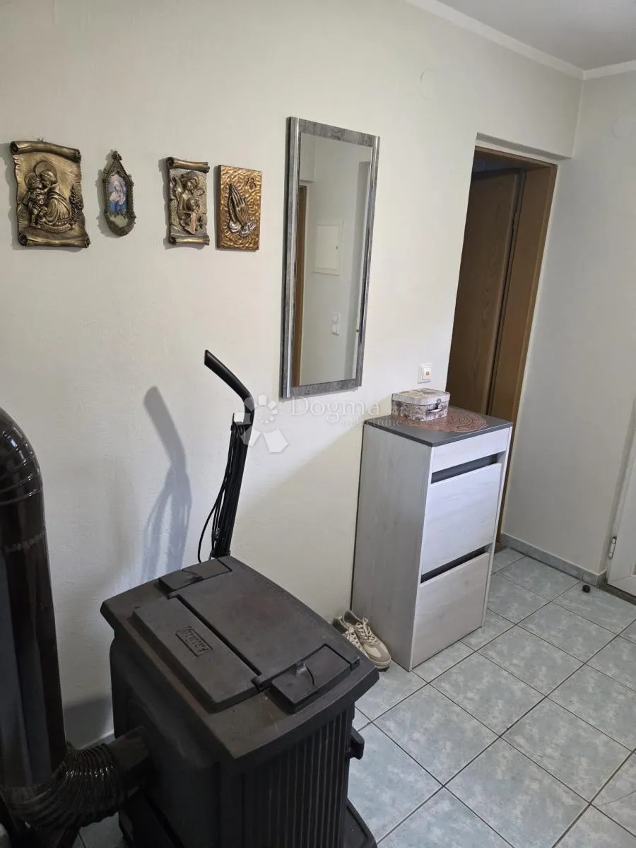 obiteljsko imanje, veliki vrt i kuća 200 m2, novoselec, križ - slika 4