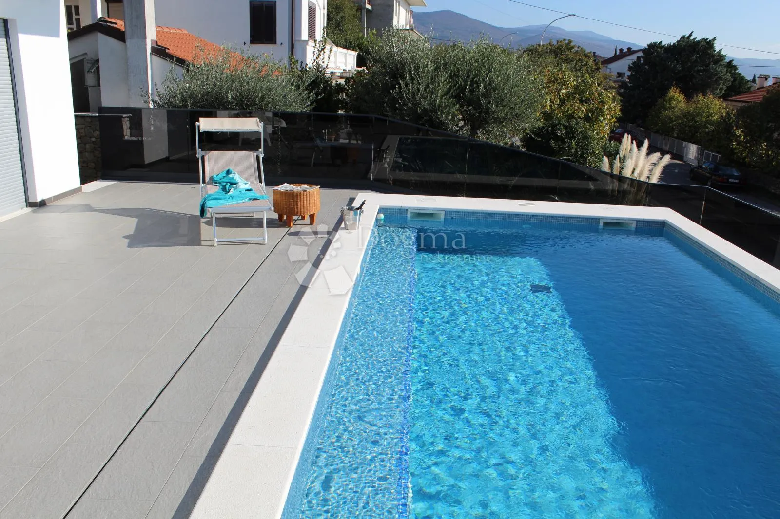 mega eksluzivna villa novi vinodolski - slika 12