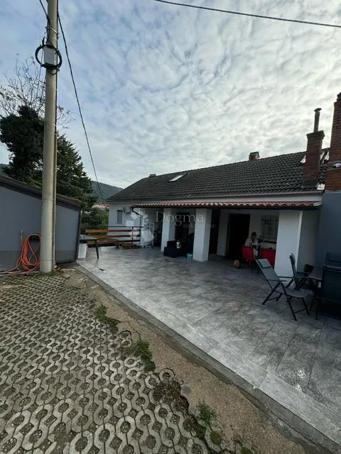 jedinstvena nekretnina u traženoj zoni - slika 1