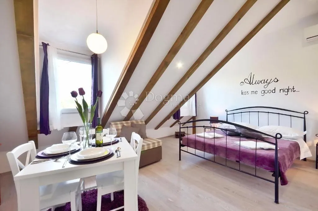 atraktivan stan s dva apartmana iza hnk-a - slika 18