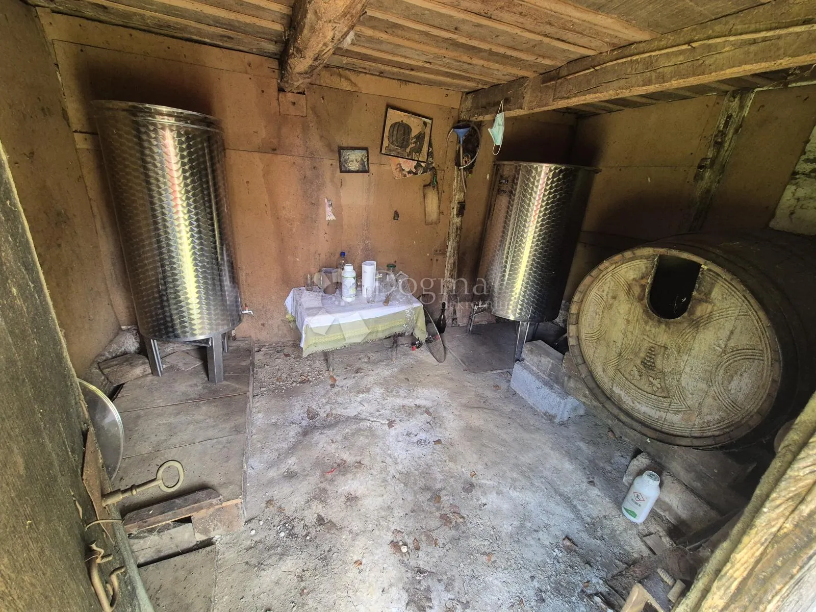 drvena kljet sa uporabnom pored šume na bregu nadomak zaboka! - slika 14