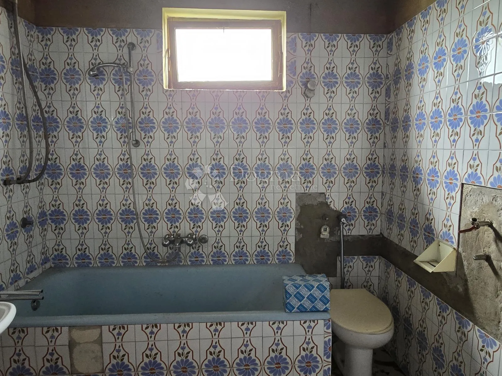 impresivna površina zemljišta u trnovcu - slika 35