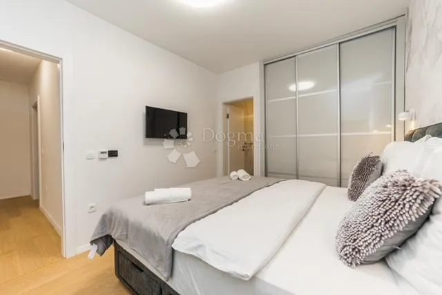 zaton moderna vila - novogradnja sa pogledom na more - slika 42