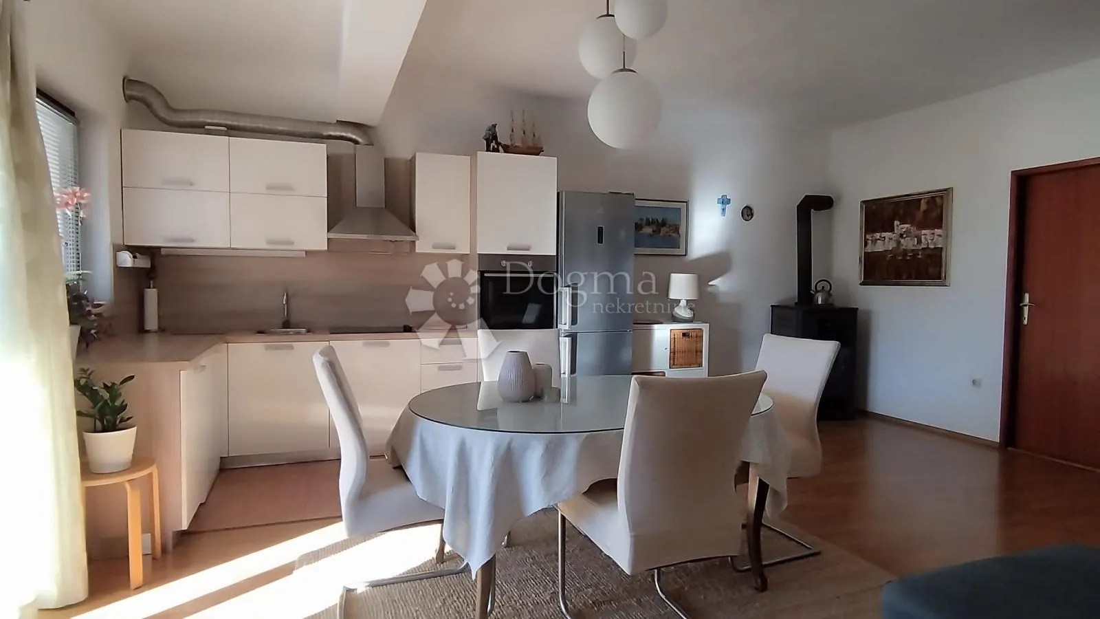 apartmanska kuća u vrsima - slika 7