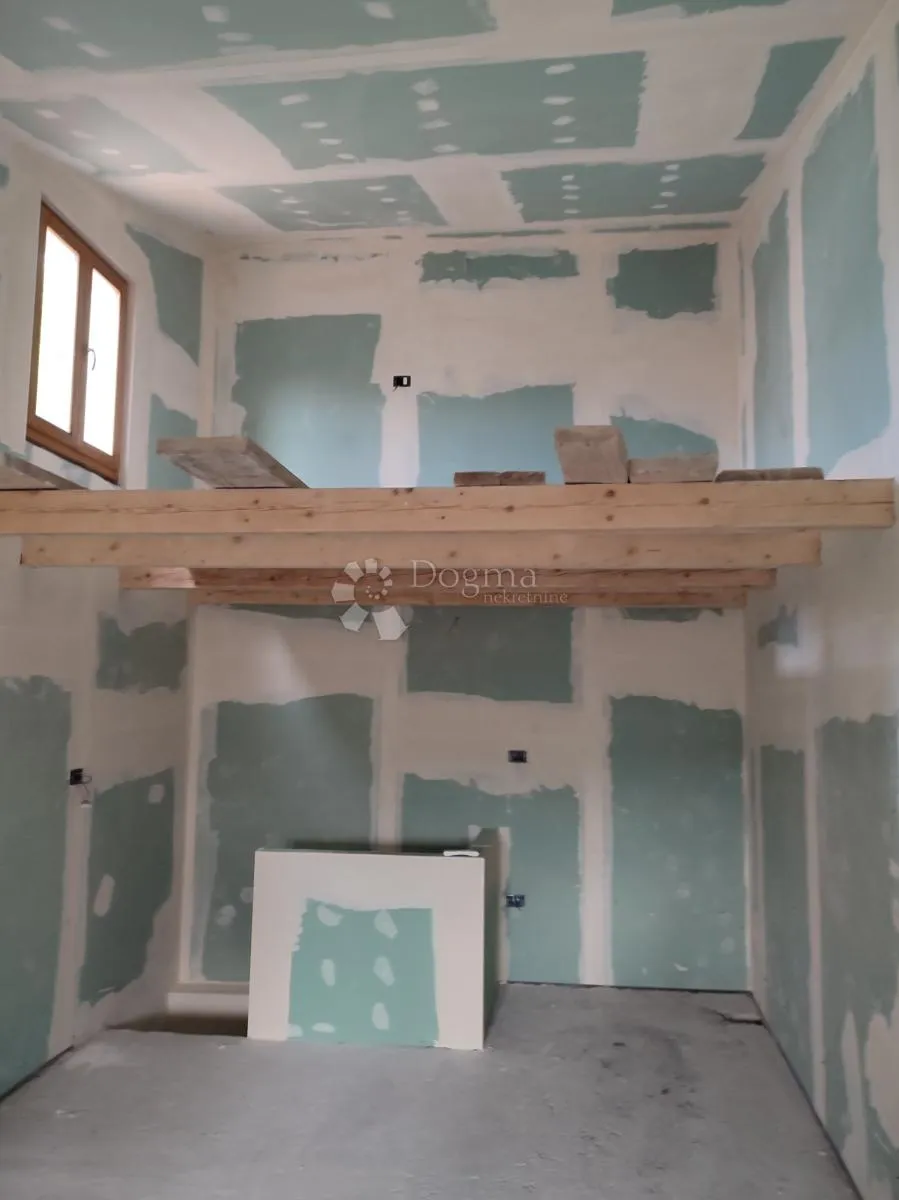 šarmantna autohtona kuća s pogledom na dolinu – 84 m² (visoki roh-bau) - slika 7