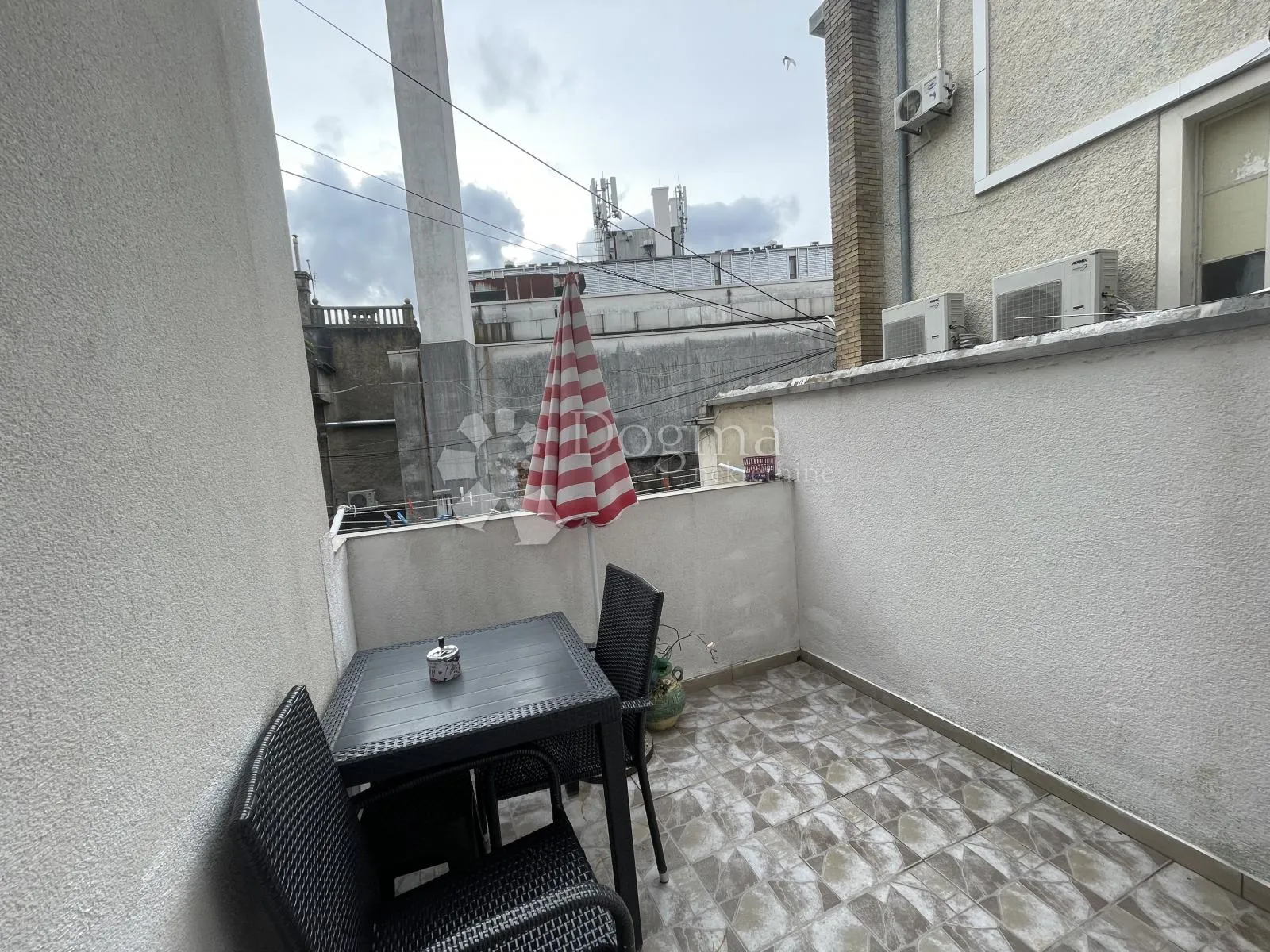 rijetkost!! apartman 83m2 strogi centar crikvenice - slika 9
