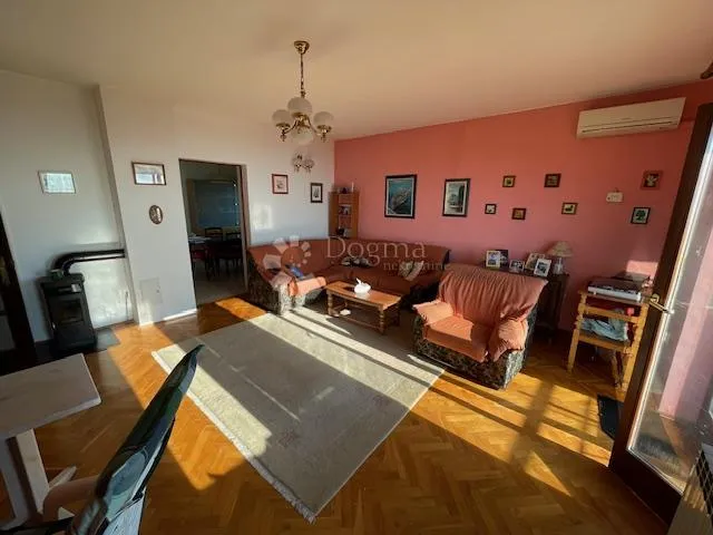 kantrida -350m2,p+1+2 ,p.prostor 40m2,okućnice 750m2 - slika 2