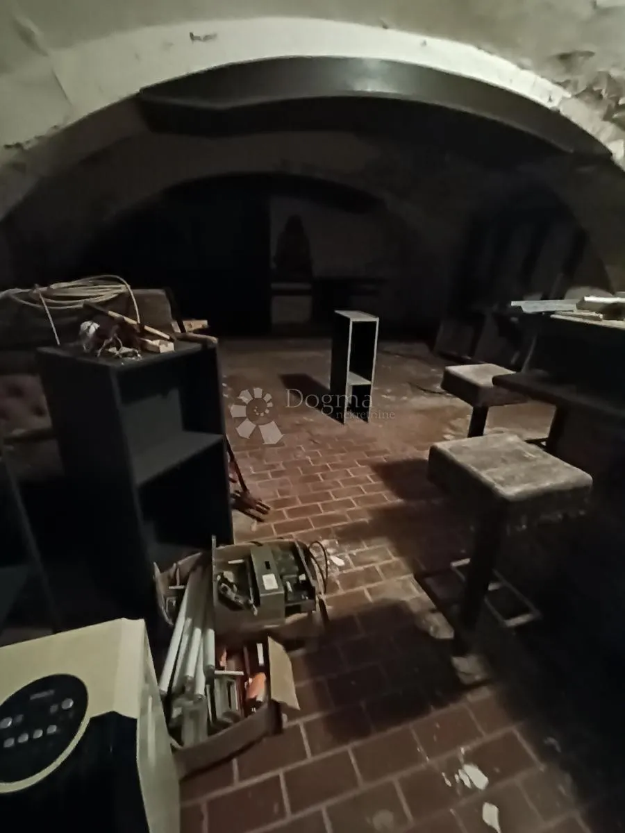 sniženo!prilika za ugostitelje!najam opremljenog caffe bara s velikim potencijalom za proširenje! - slika 8