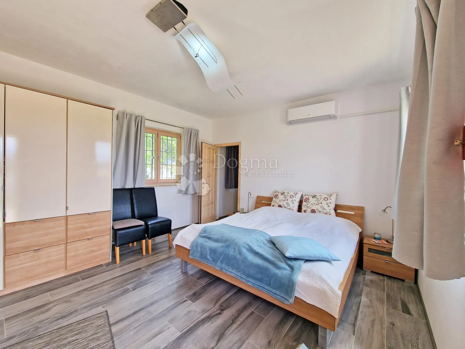 kuća sa panoramskim pogledom i na 200m od mora! - slika 14