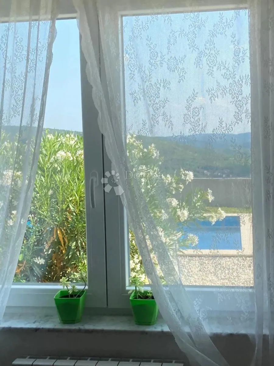 kuća s bazenom, 1000m2 okućnice, panoramski pogled - slika 5