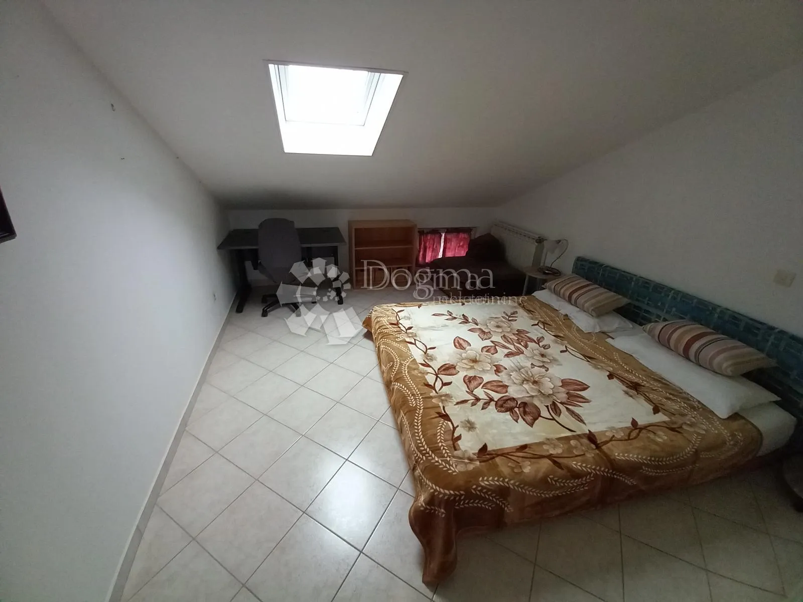 istra-umag, apartman sa terasom i pogledom na more - slika 10