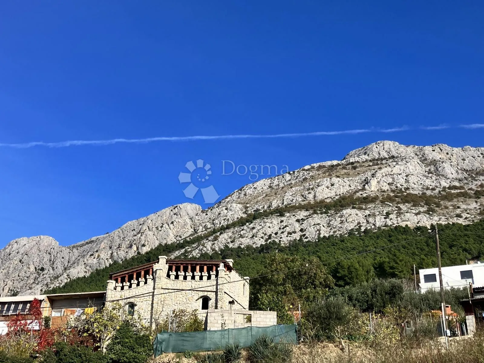 kameni ''dvorac'' s pogledom na more, omiš - slika 21