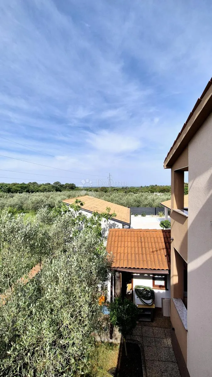 kuća s 4 apartmana + garaža ! blizina fažane ! - slika 27