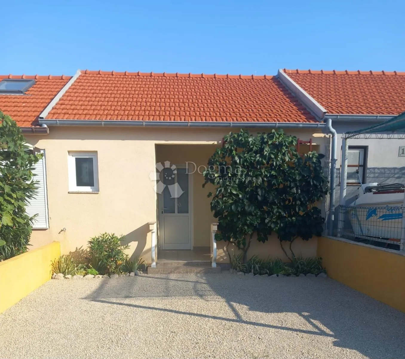 vir - kuća u nizu 91 m2 - 180 m od plaže - slika 2