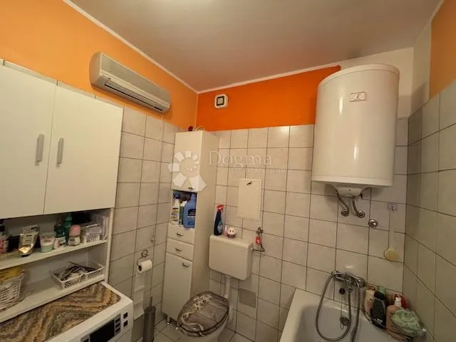 škurinje dvosoban stan s dnevnim i lođom, pogled na more! - slika 10