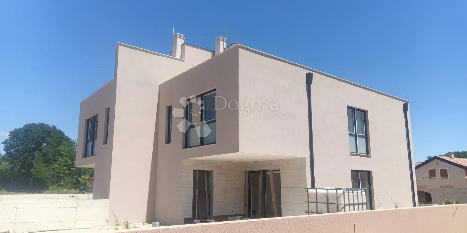 novogradnja - 127,5m2 s bazenom i krovnom terasom - slika 3