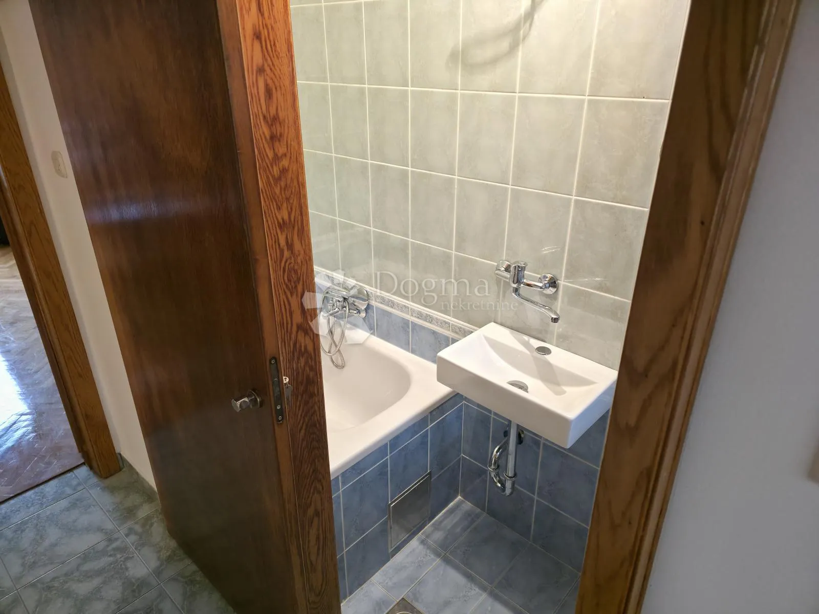 parking - trnje prodaja stana, 31m2, - slika 5