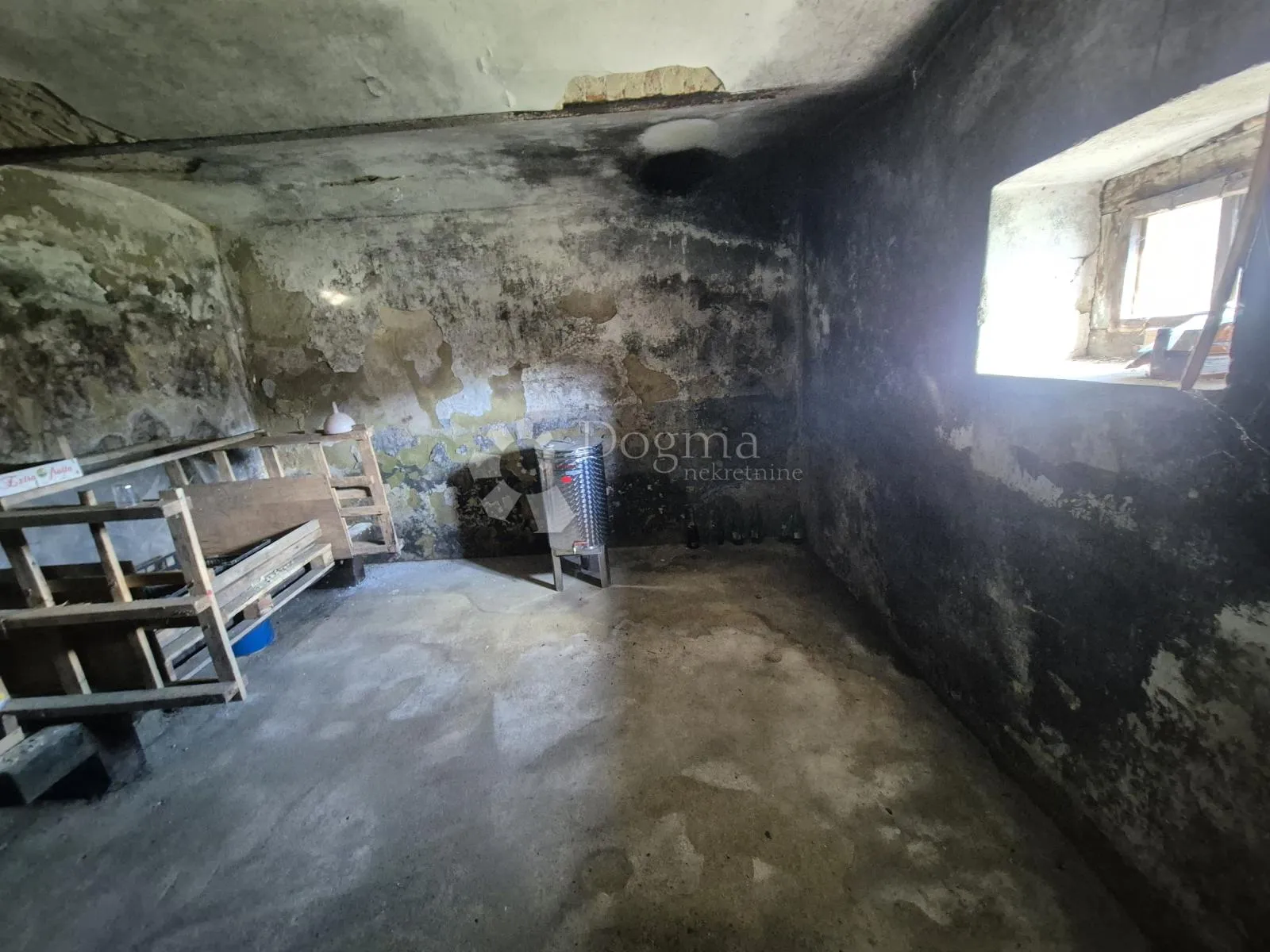 kuća u centru mihovljana sa ogromnim podrumom i 3.864m² zemljišta! - slika 30