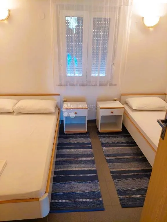 mediteranski dragulj: kuća s apartmanima i pogledom na more - slika 3