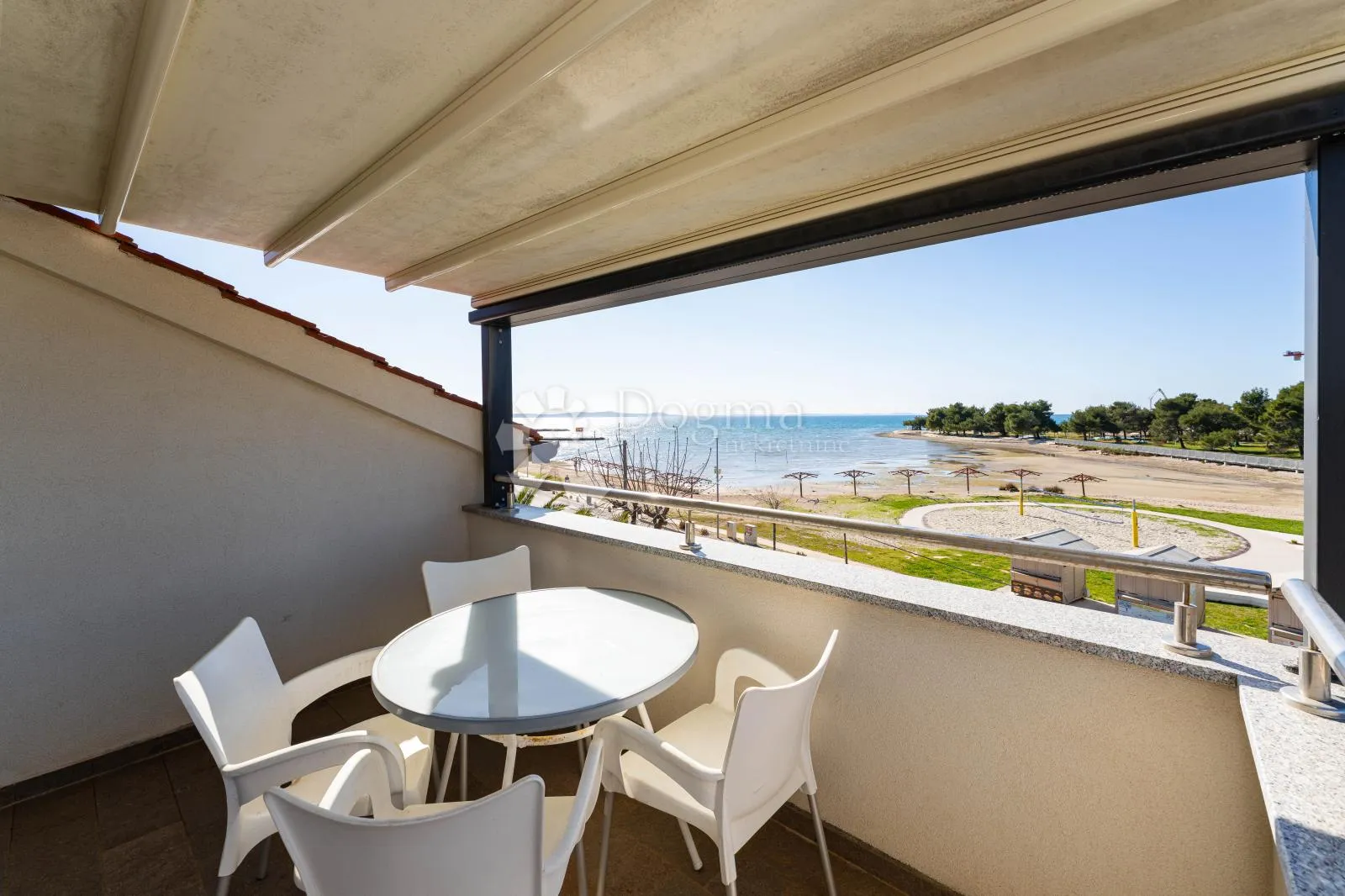 zaton-nin,luksuzna apartmanska kuća uz plažu,3 apartmana,pogled na more - slika 72