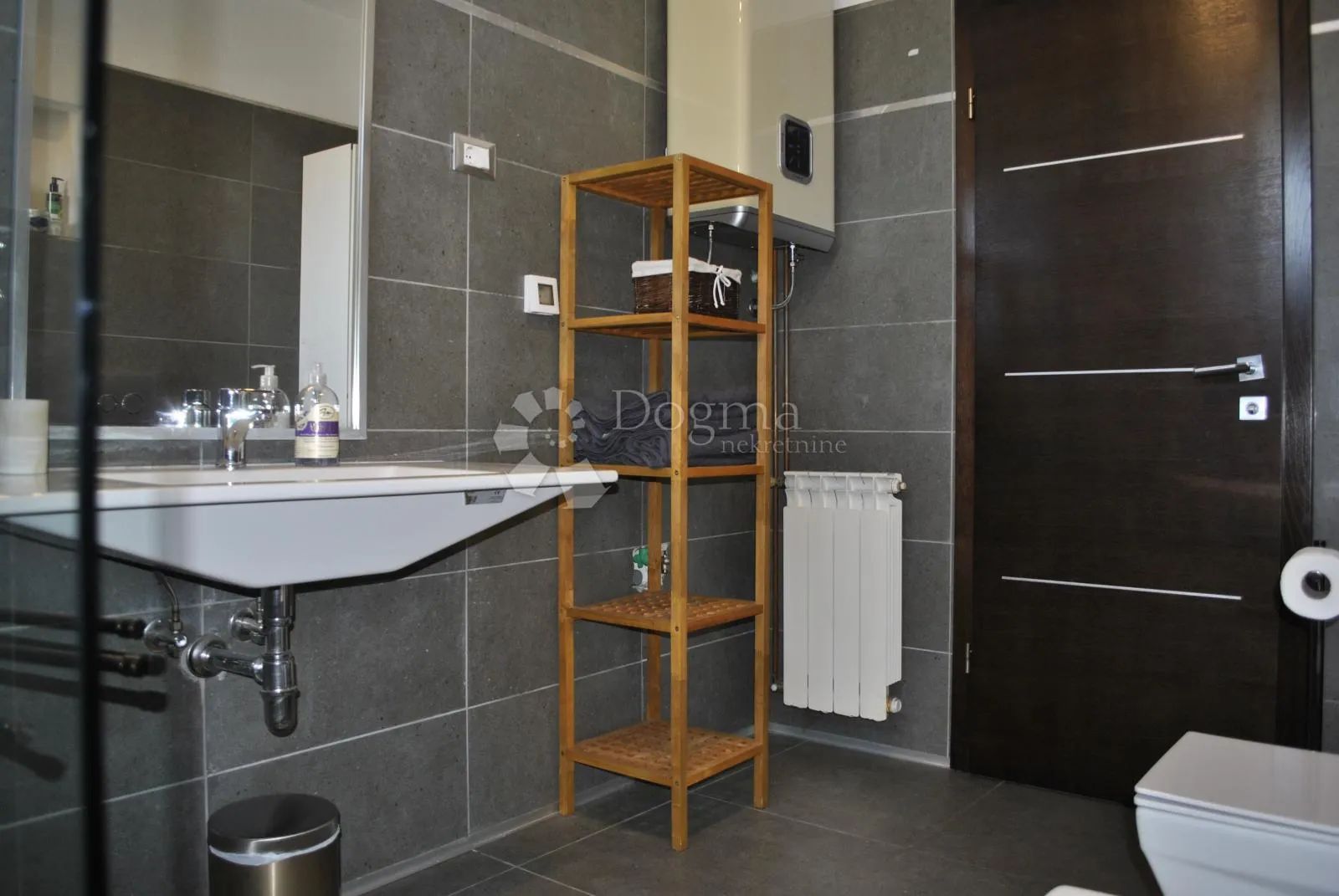 rovinj, istra – elegantan 2ss+db stan u blizini centra i mora - slika 11