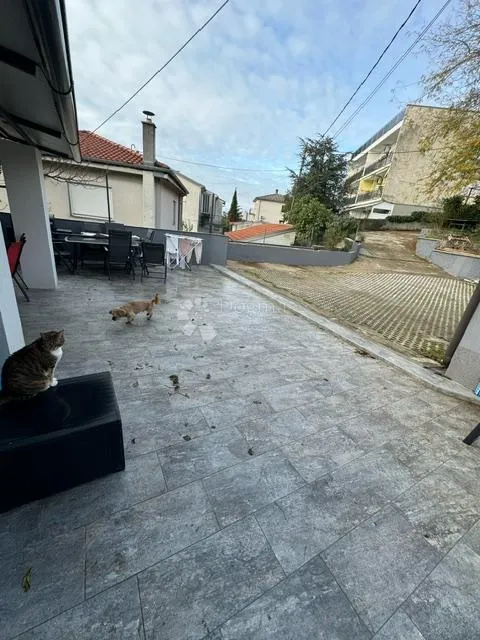 jedinstvena nekretnina u traženoj zoni - slika 6