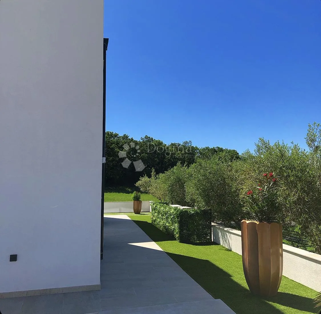 vila s dvije stambene jedinice blizina centra poreča - slika 23