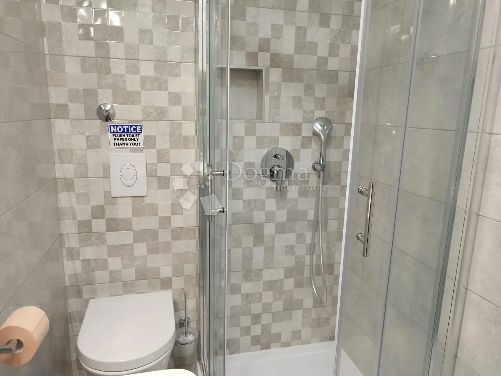 malinska - 2 apartmana sa sjenicom - slika 20