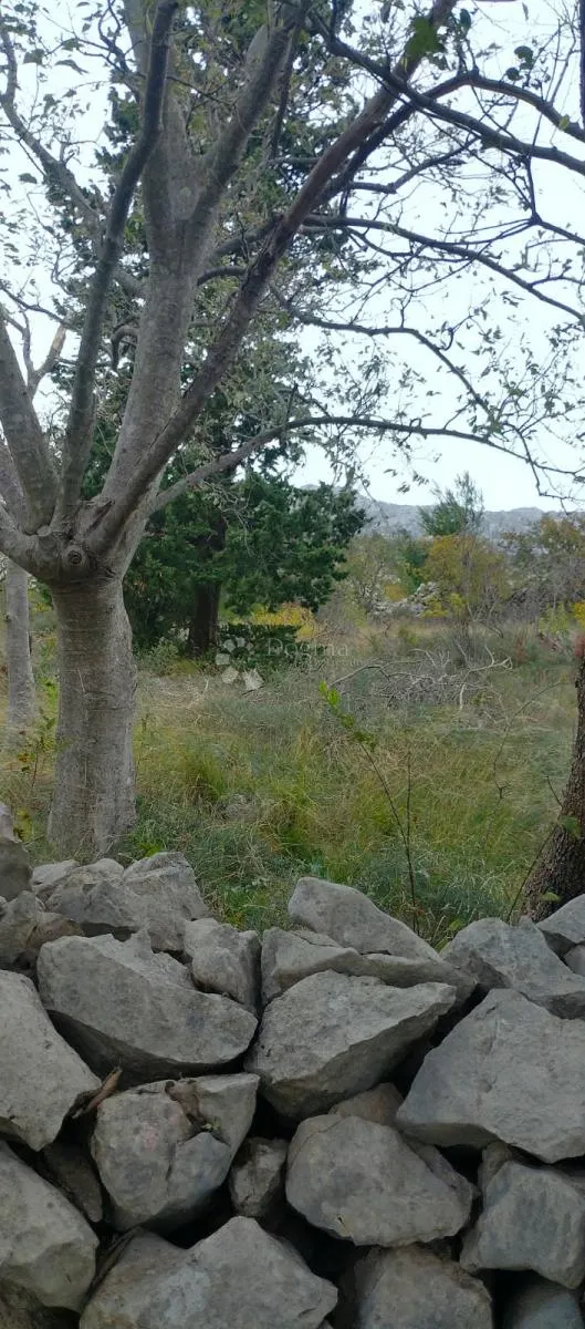 građevinsko zemljište - seline - starigrad - slika 10