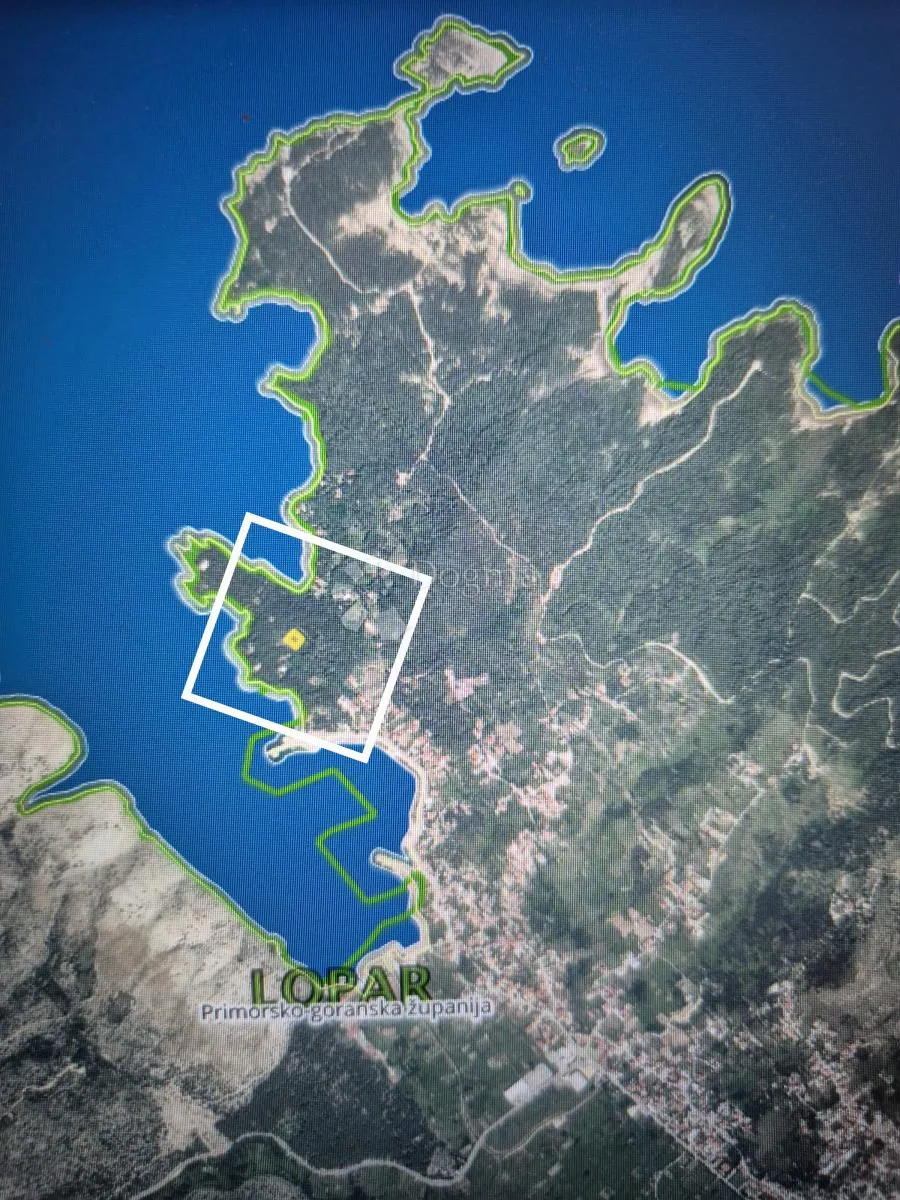 POLJOPRIVREDNO ZEMLJIŠTE 829m2 LOPAR