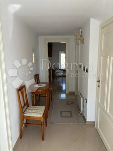 volosko, opatija, 60 m2 + terasa s pogledom - slika 16