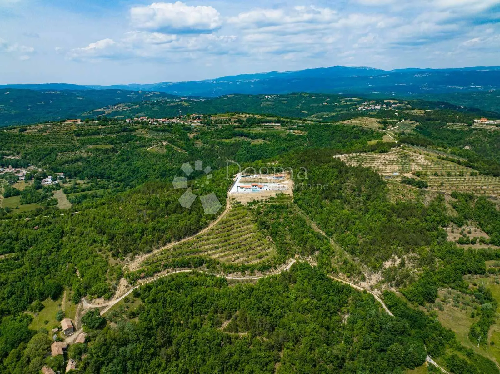luksuzna villa na osami - slika 32